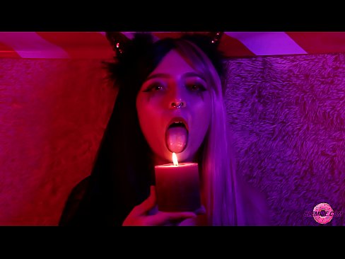 ❤️ Μια παθιασμένη πίπα από ένα σέξι Succubus με ένα σπέρμα στο στόμα της. ❤❌ Πόρνο fb ️